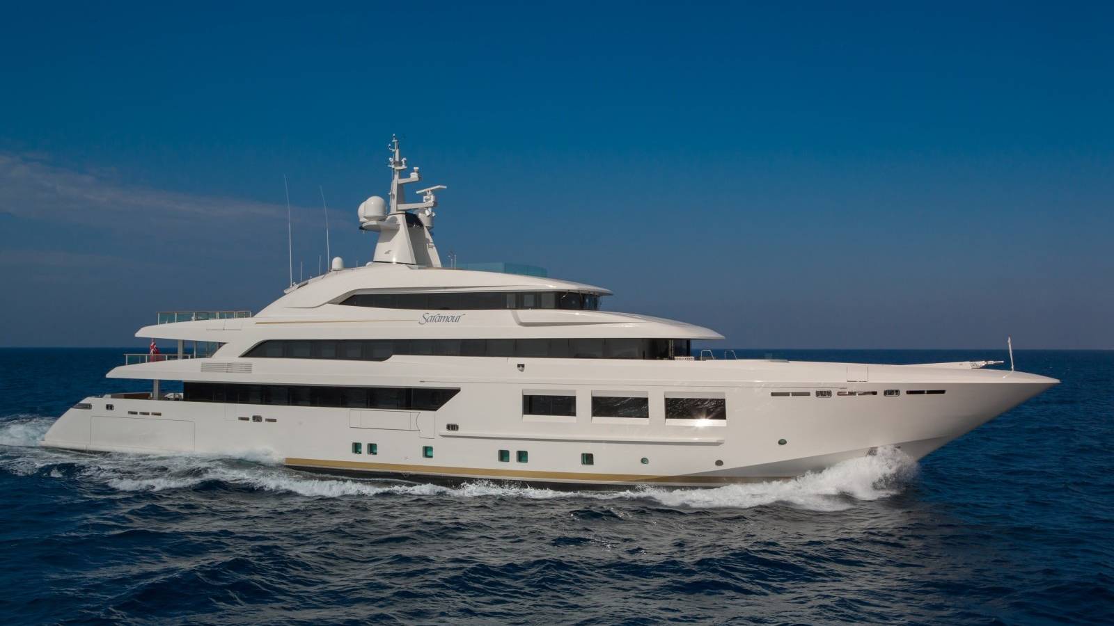 saramour yacht besitzer