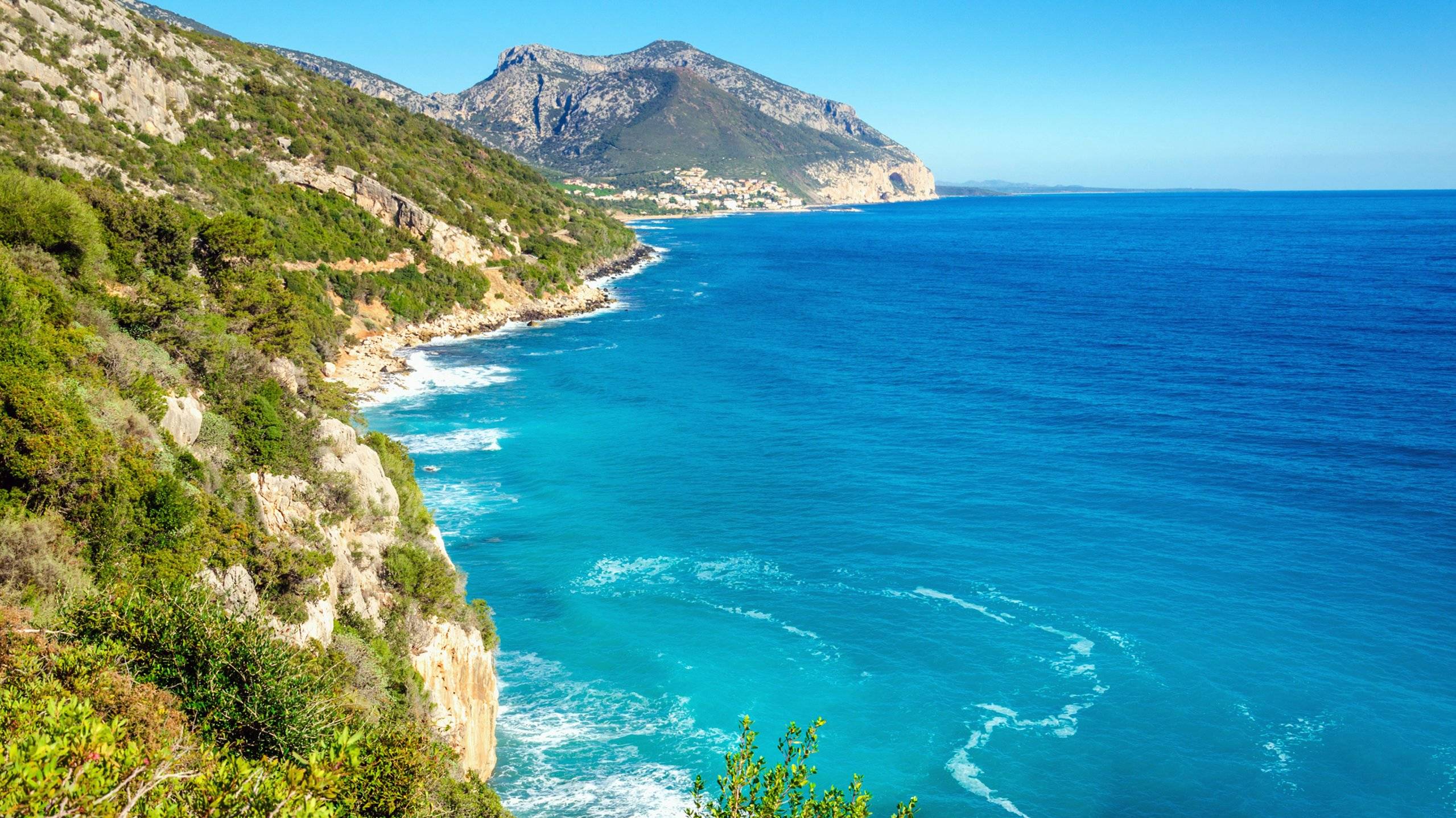 Yacht Charter In Bidderosa