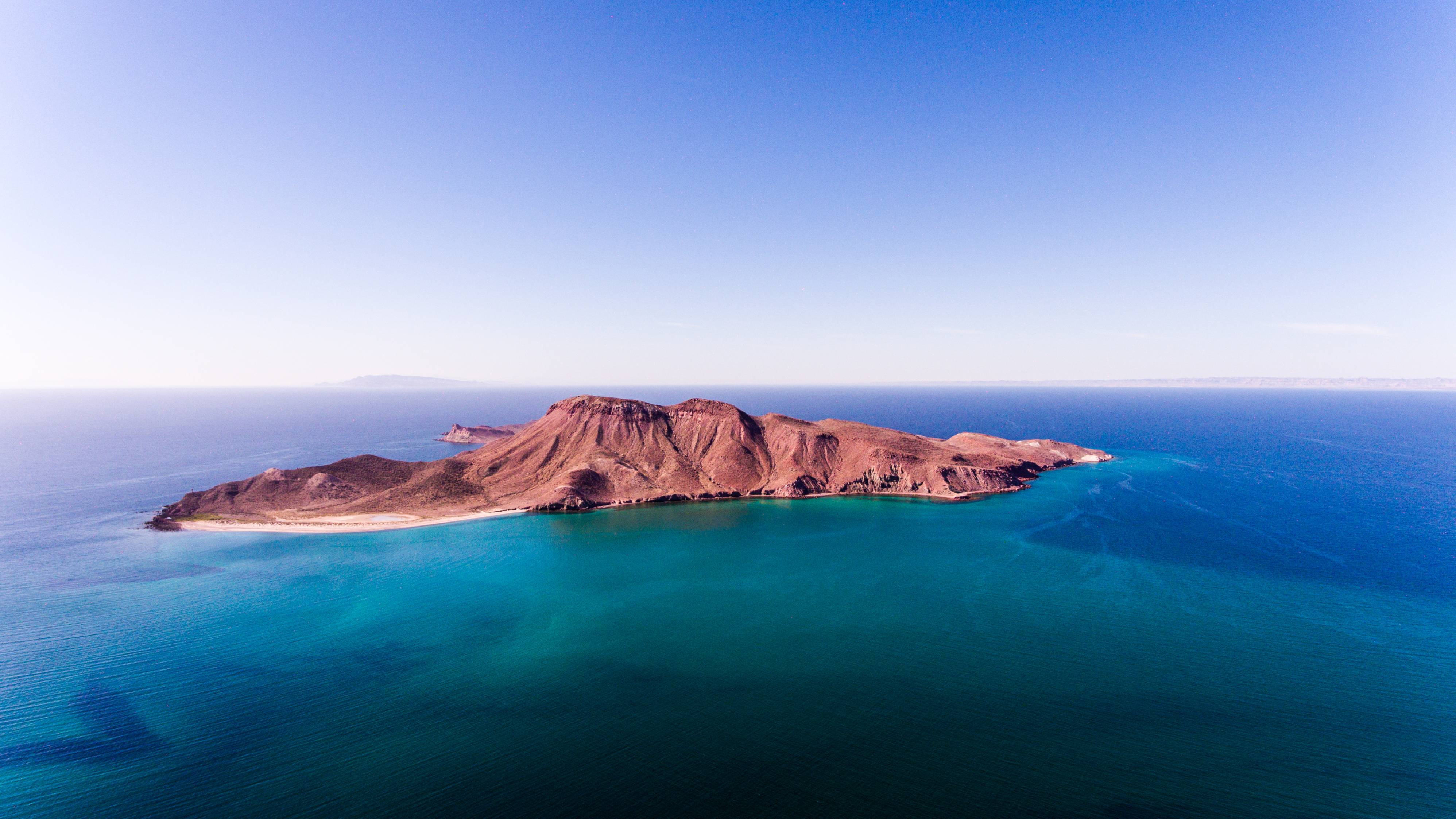Yacht Charter In isla San Jose