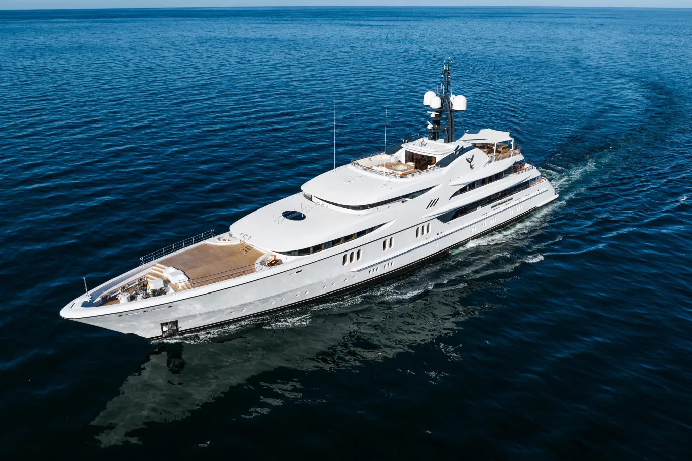 Yacht 1