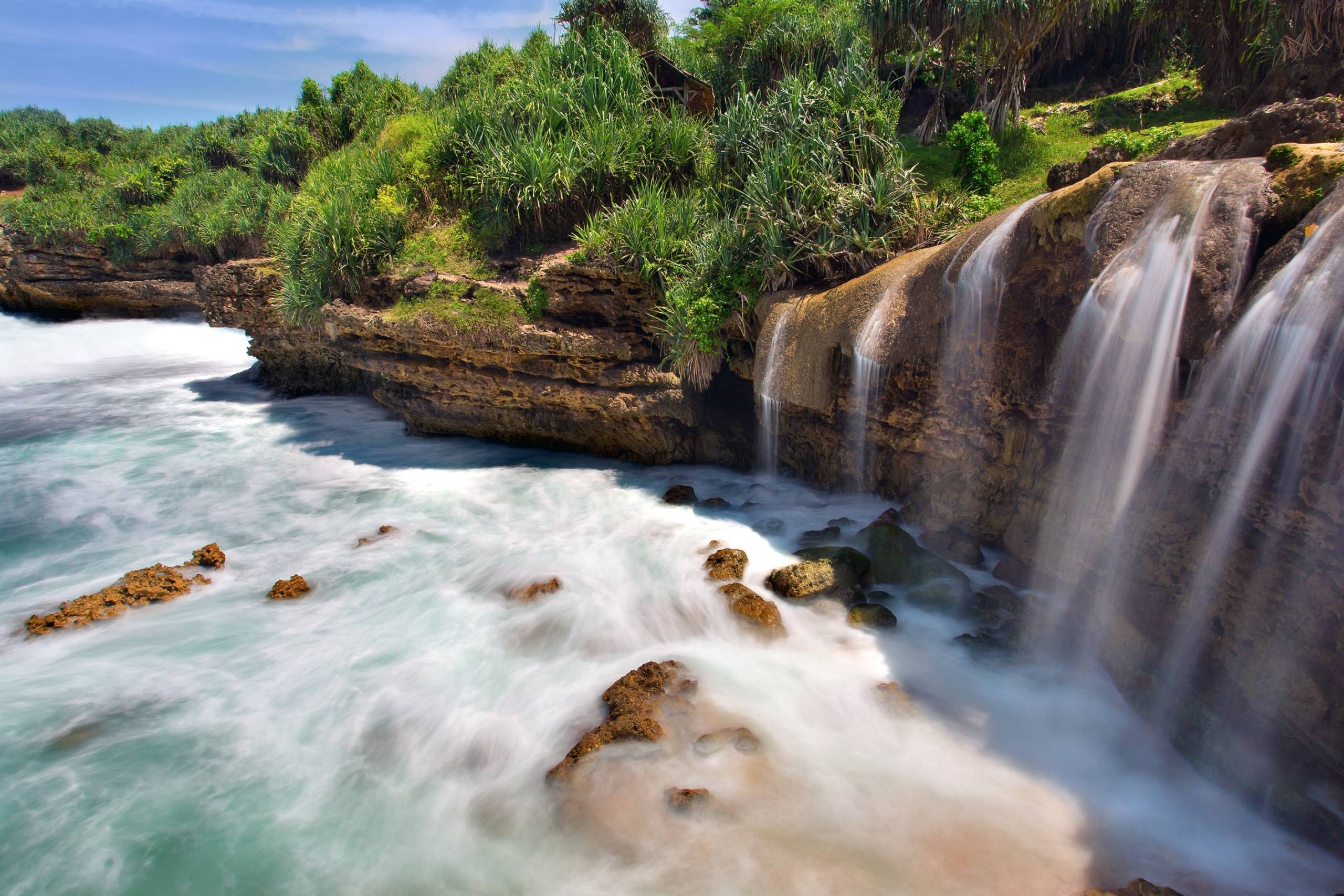 Kiti-Kiti Waterfall