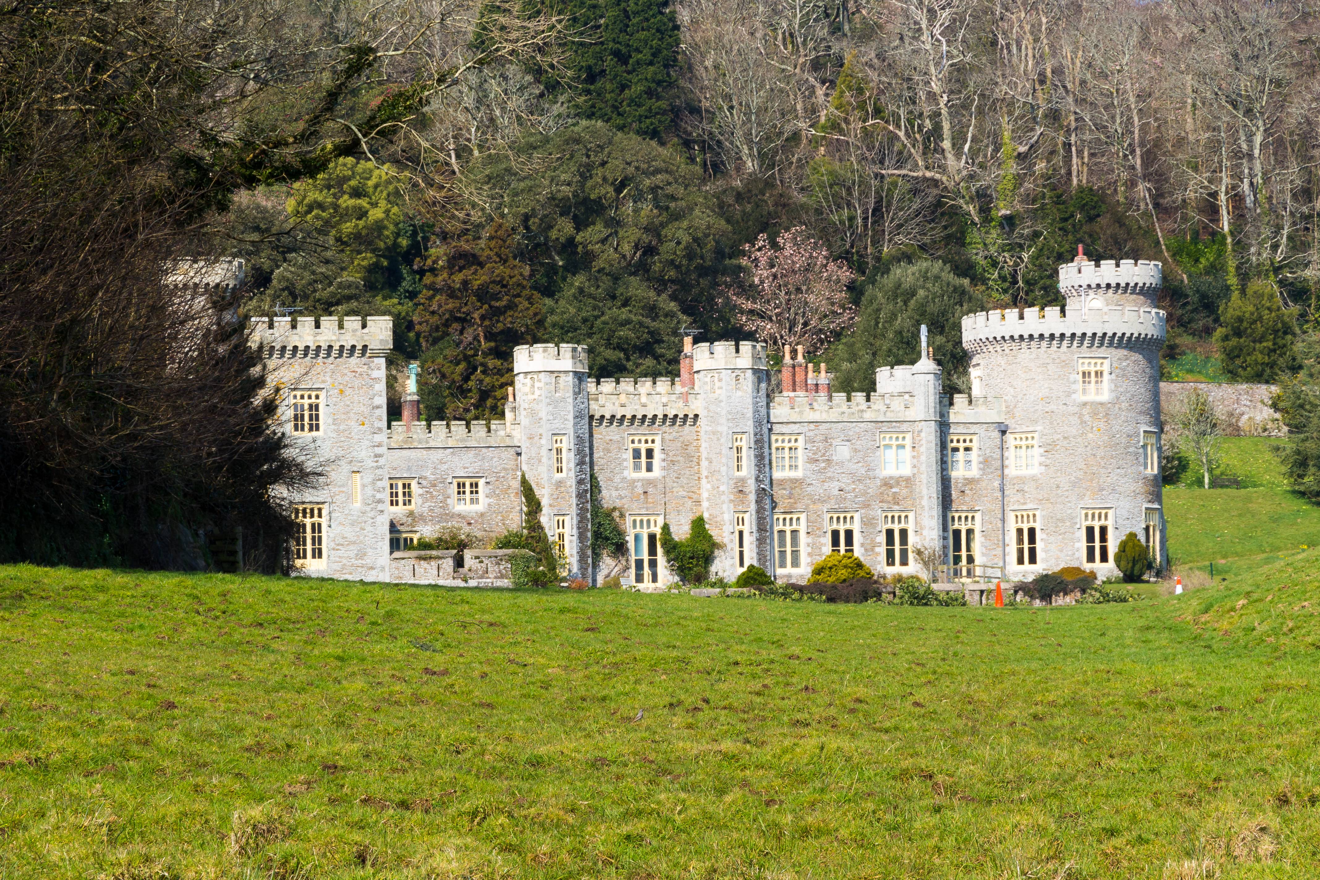 CAERHAYS CASTLE