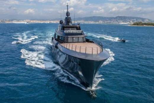 Atlante Through the Lens