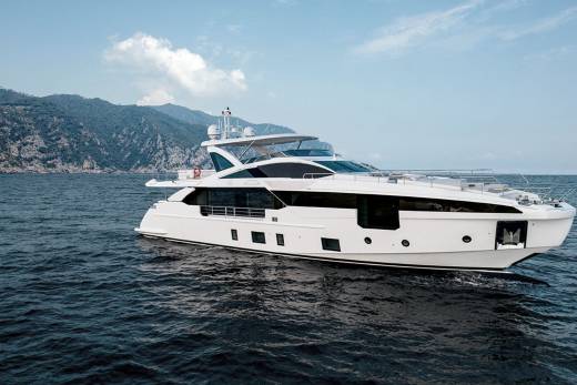 Azimut Grande 32 Metri Through the Lens
