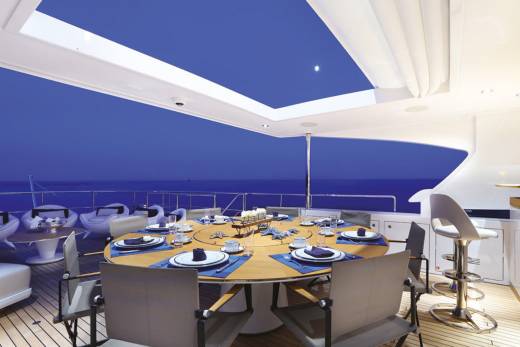 Benetti Delfino 95 Through the Lens