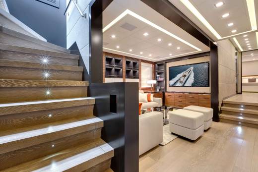 Mangusta 132 Through The Lens