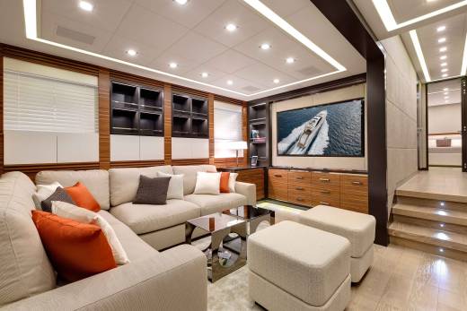 Mangusta 132 Through The Lens