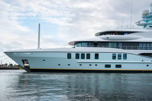 More Yachts Like Avanti 