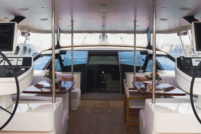 A Yacht With Wind in Her Veins