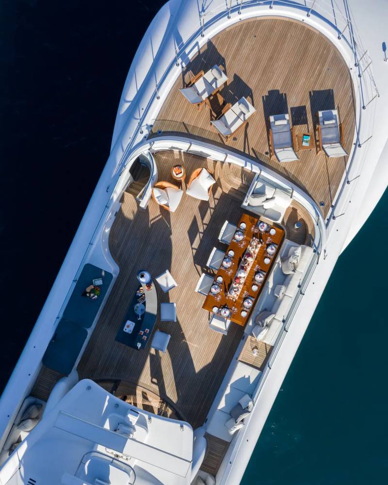 who owns revelry yacht