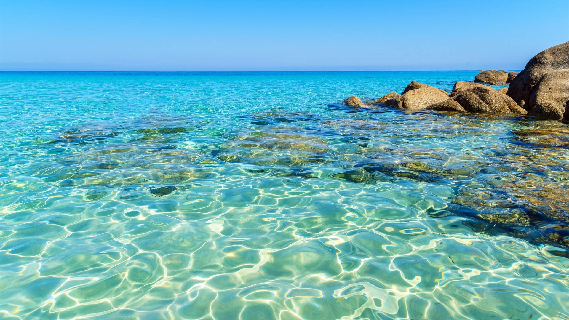 A Caribbean-coloured Seascape