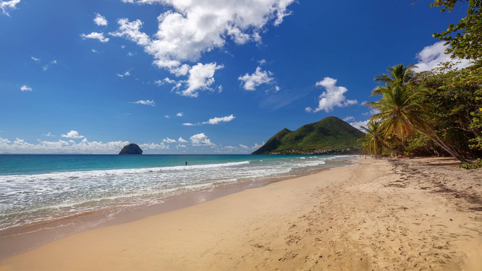 Bird Sanctuaries, Diving and Distinguished Dining
