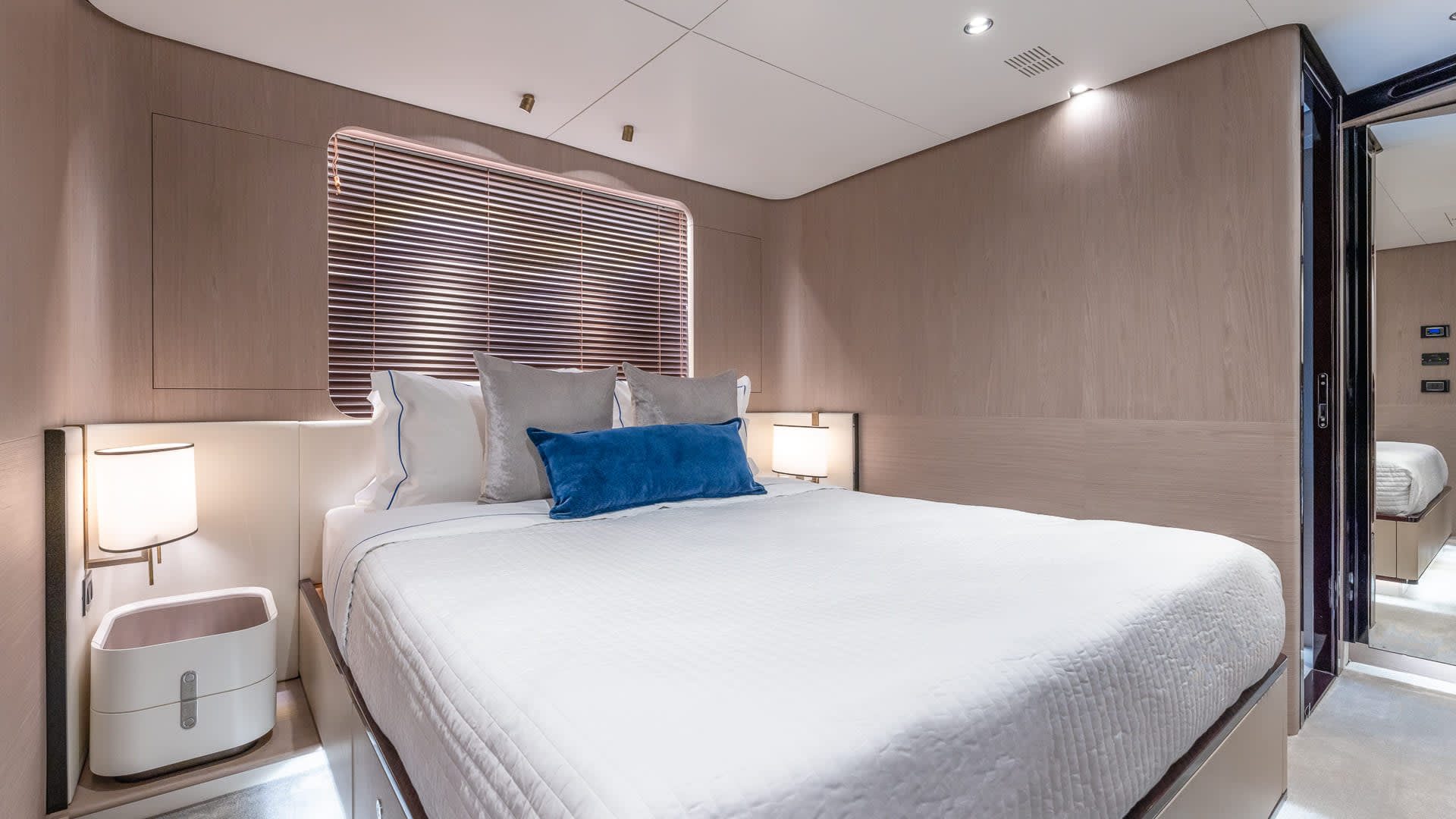 Flexible Guest Cabin Layout