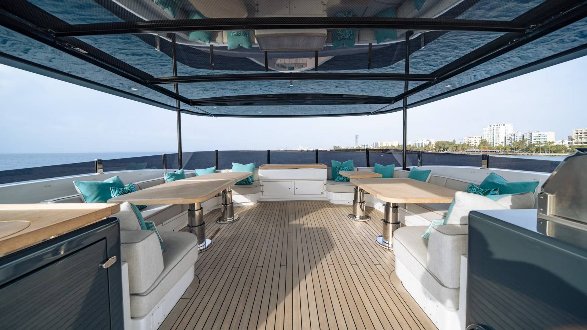 Explorer’s Elegance