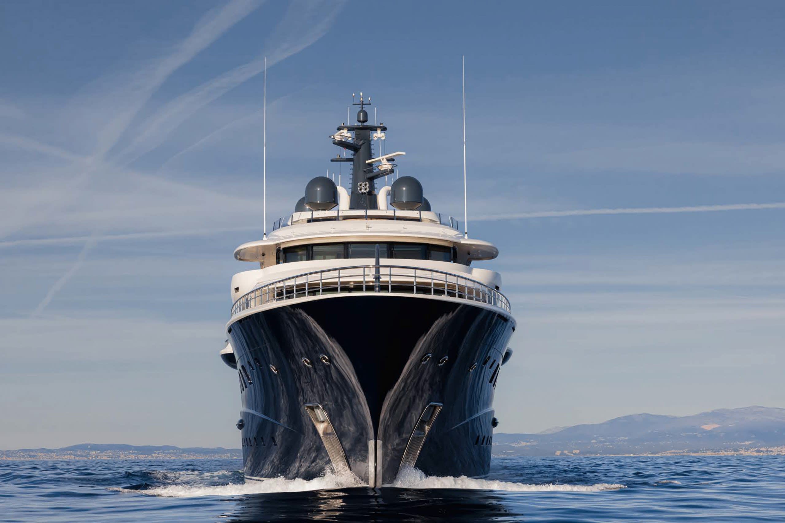 Hull repaint in 2021