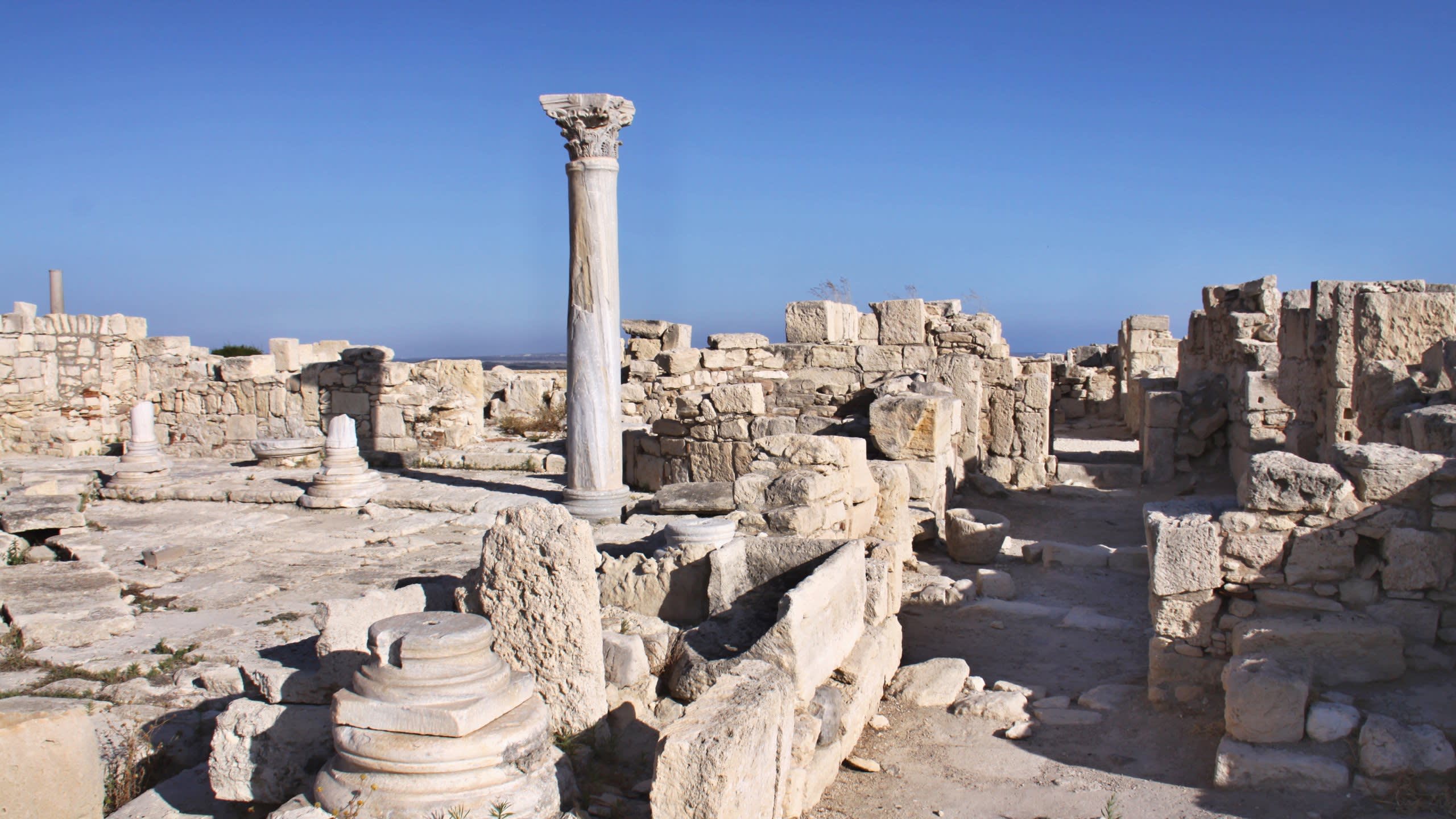Akrotiri