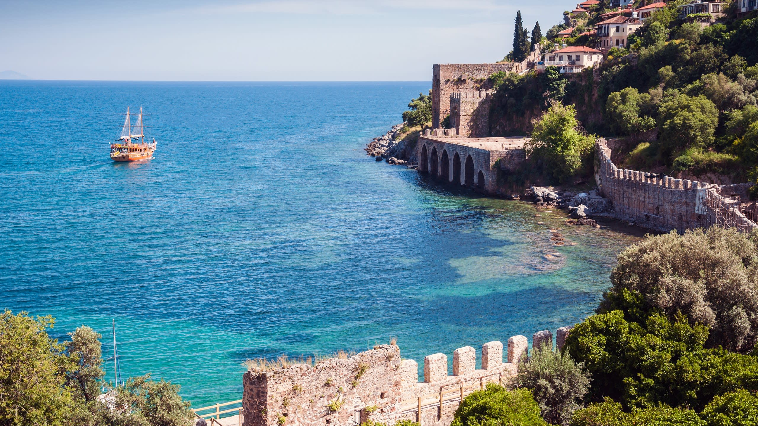 Sail the Med