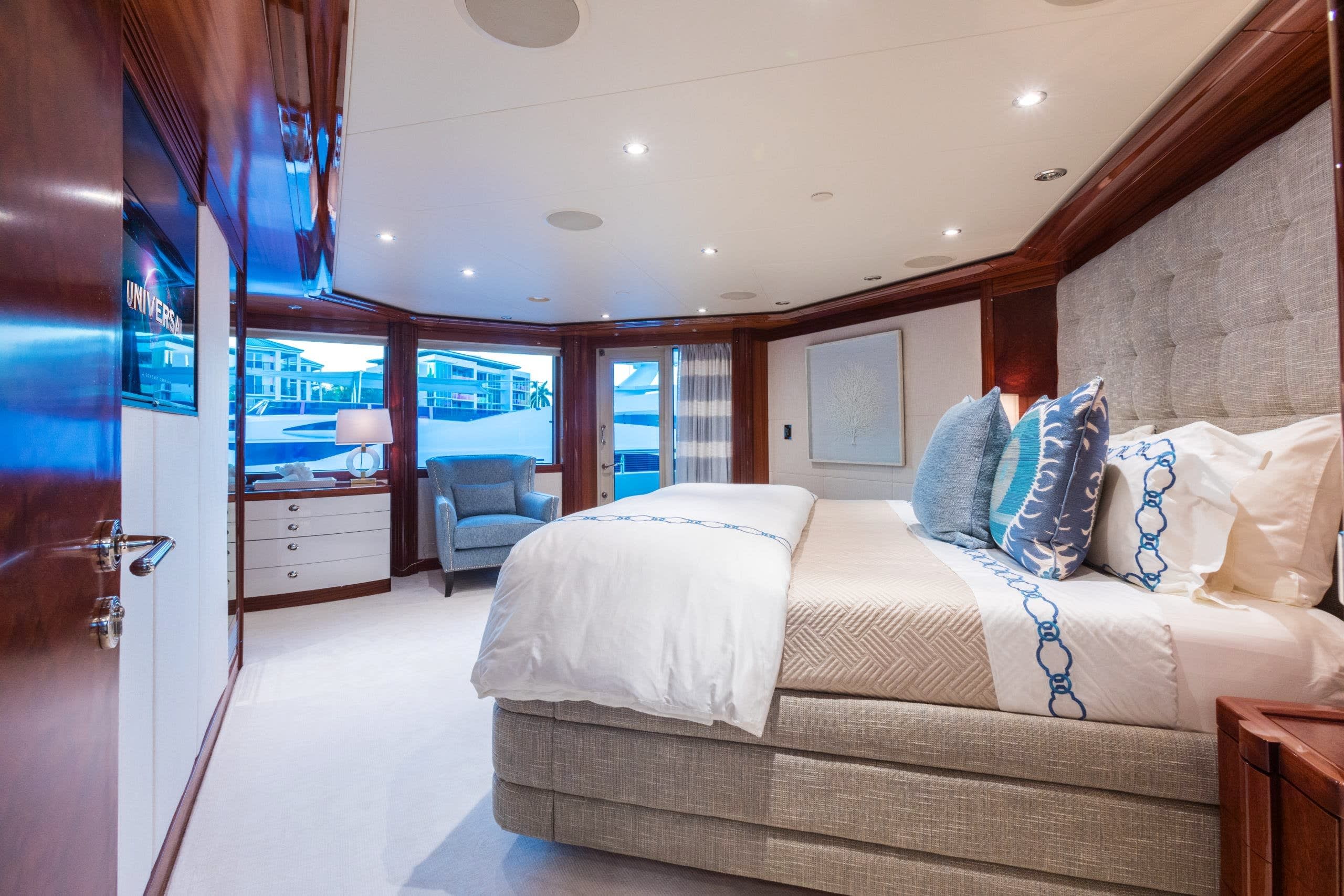 Bridge Deck VIP Stateroom