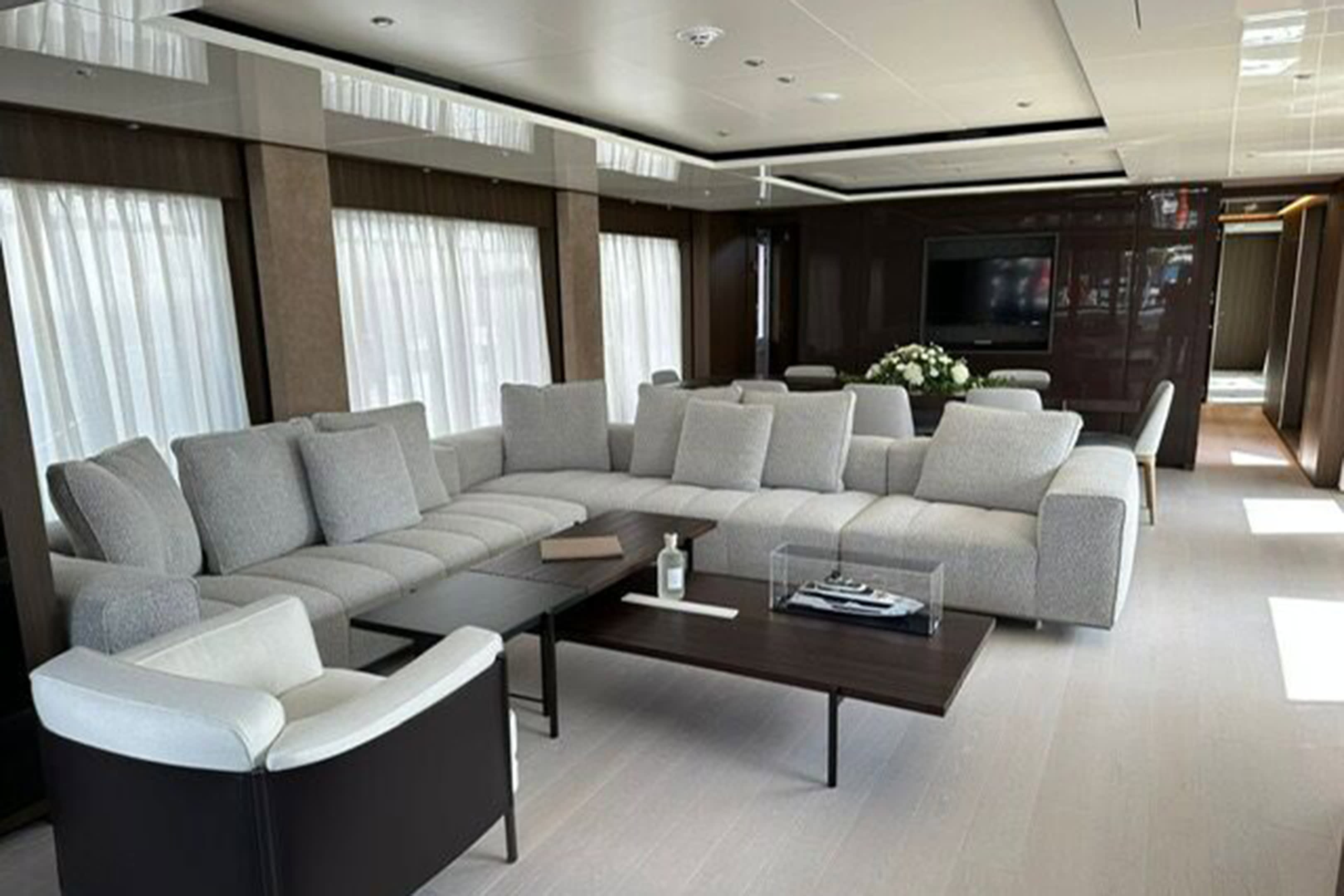 Neutral design 