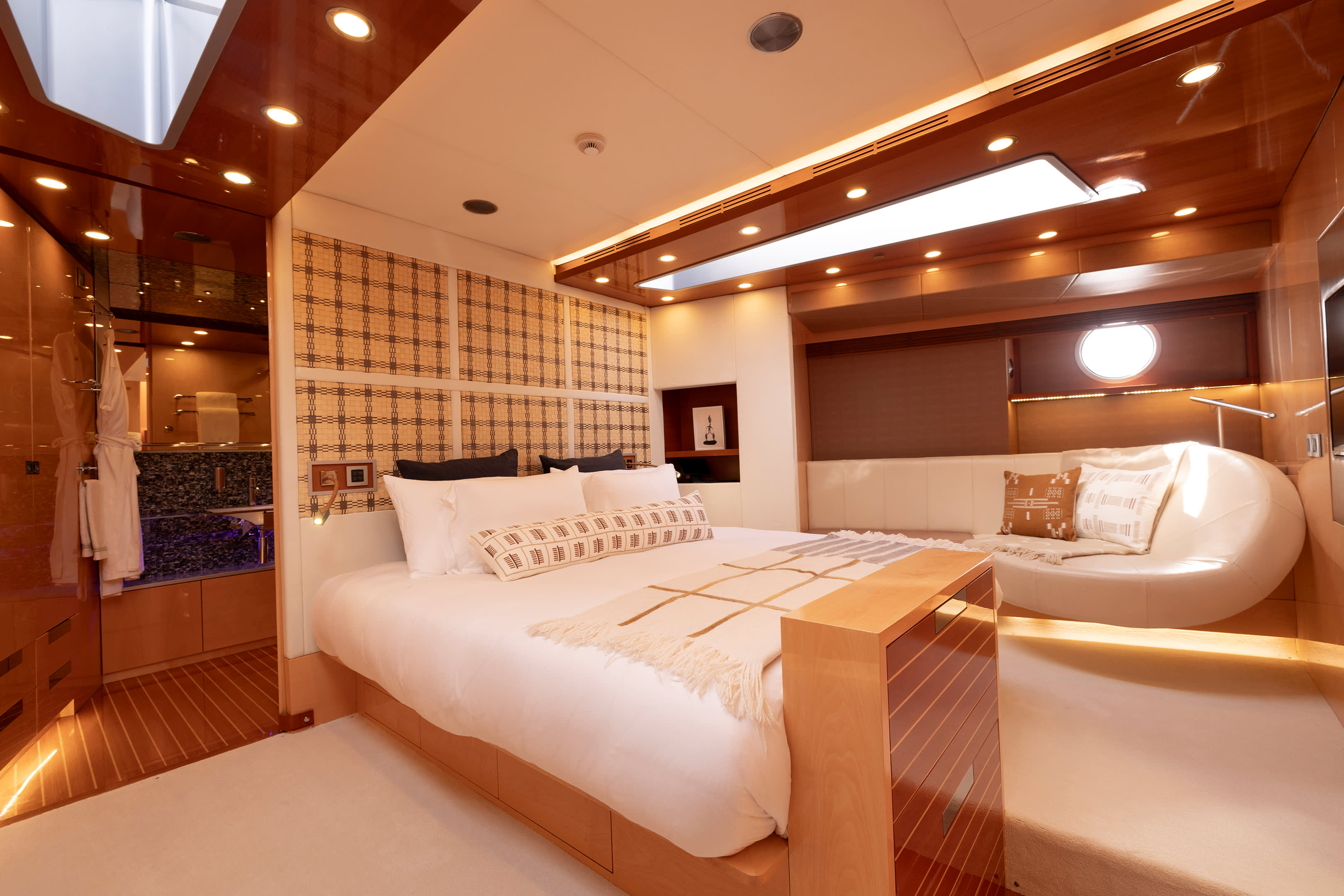 Principal Cabin