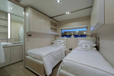 Twin Cabin