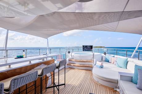 Standout Sun Deck