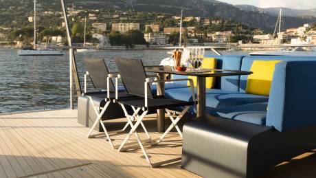 Flexible Exterior Dining Areas