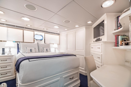 2 Double Cabins