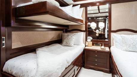 Lower Deck Twin Cabin - Starboard side