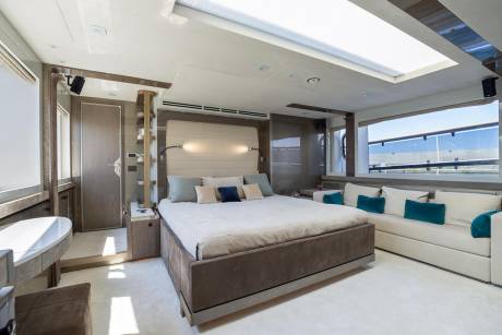 Main Deck Owner's Cabin