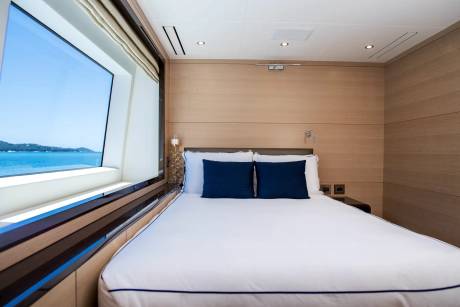 Double Cabin