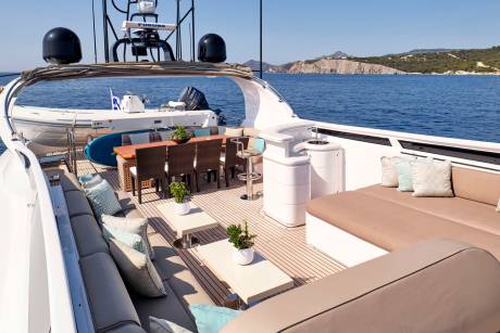 Sprawling Deck Space