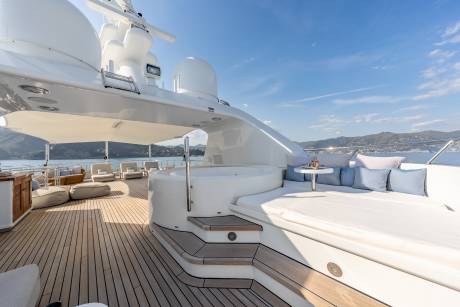 Sun Deck Jacuzzi