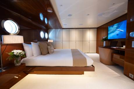 VIP Guest Cabins