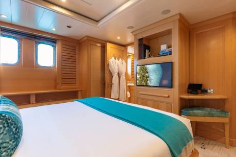 2 Pullman 