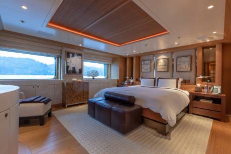 Main Deck Master Suite