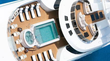 Poolside Luxury 
