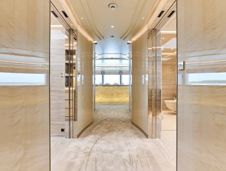 Luxurious Living 