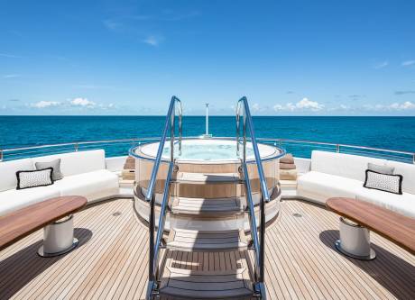 Sea-View Soak