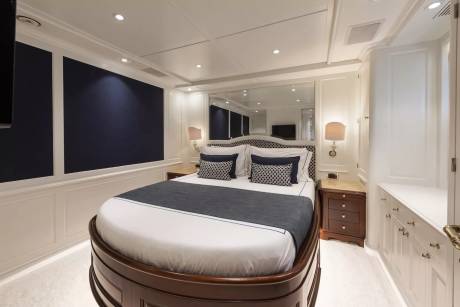 Double Cabins