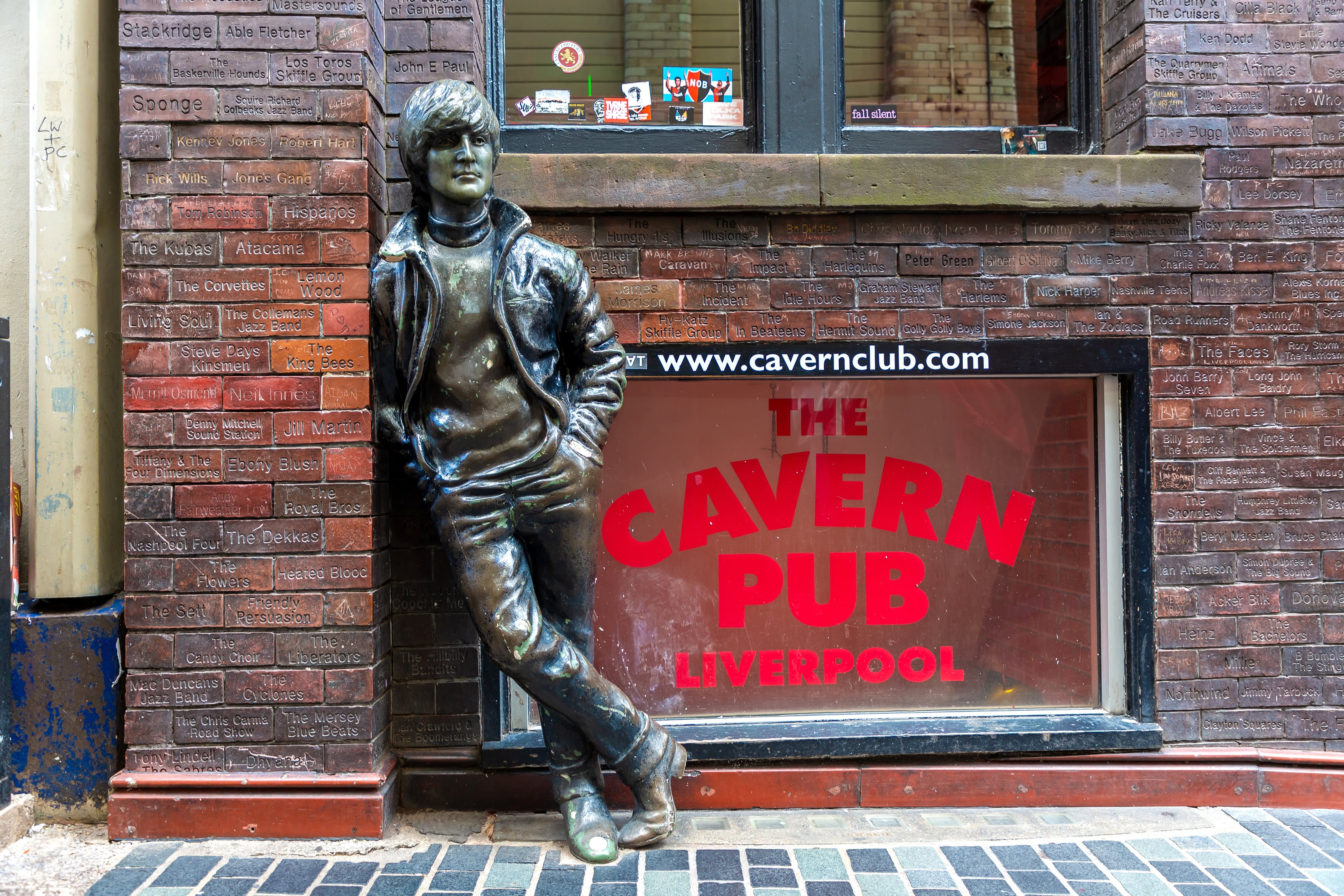 THE CAVERN CLUB 