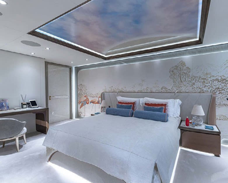 CONVERTIBLE CABIN 