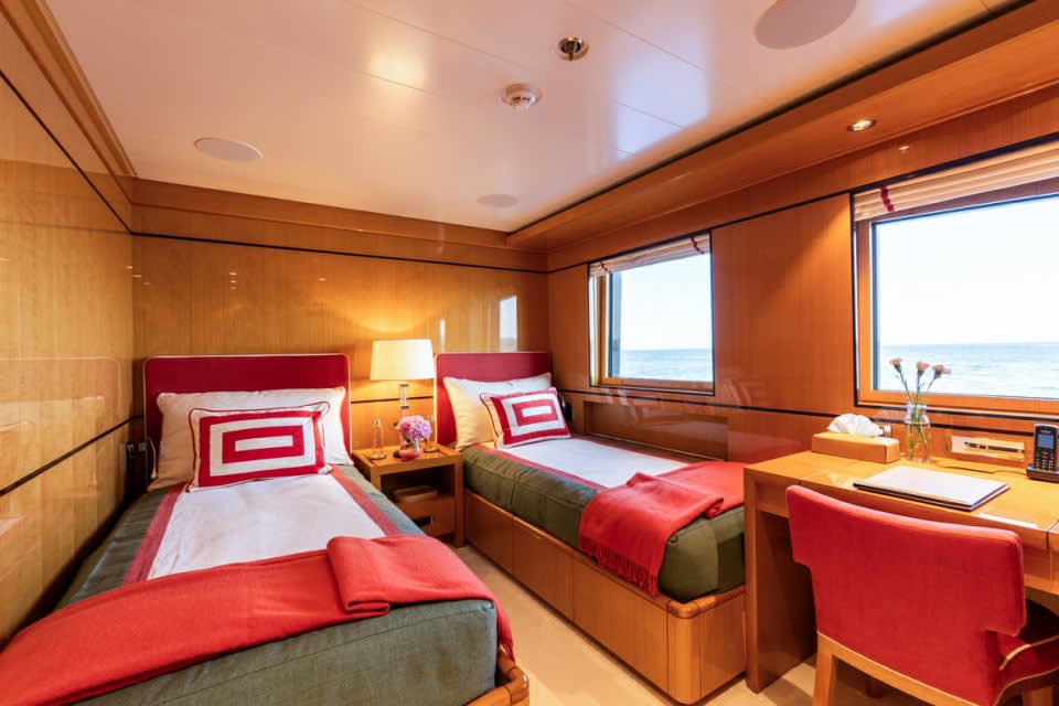 Lower Deck Twin 1 & 2 & 3